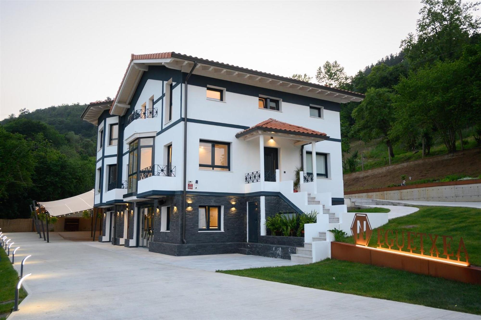 Neguetxea Boutique Guest House Guernica y Luno Exterior photo