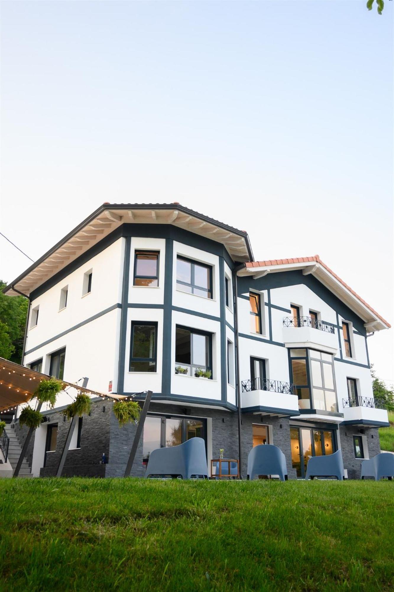 Neguetxea Boutique Guest House Guernica y Luno Exterior photo