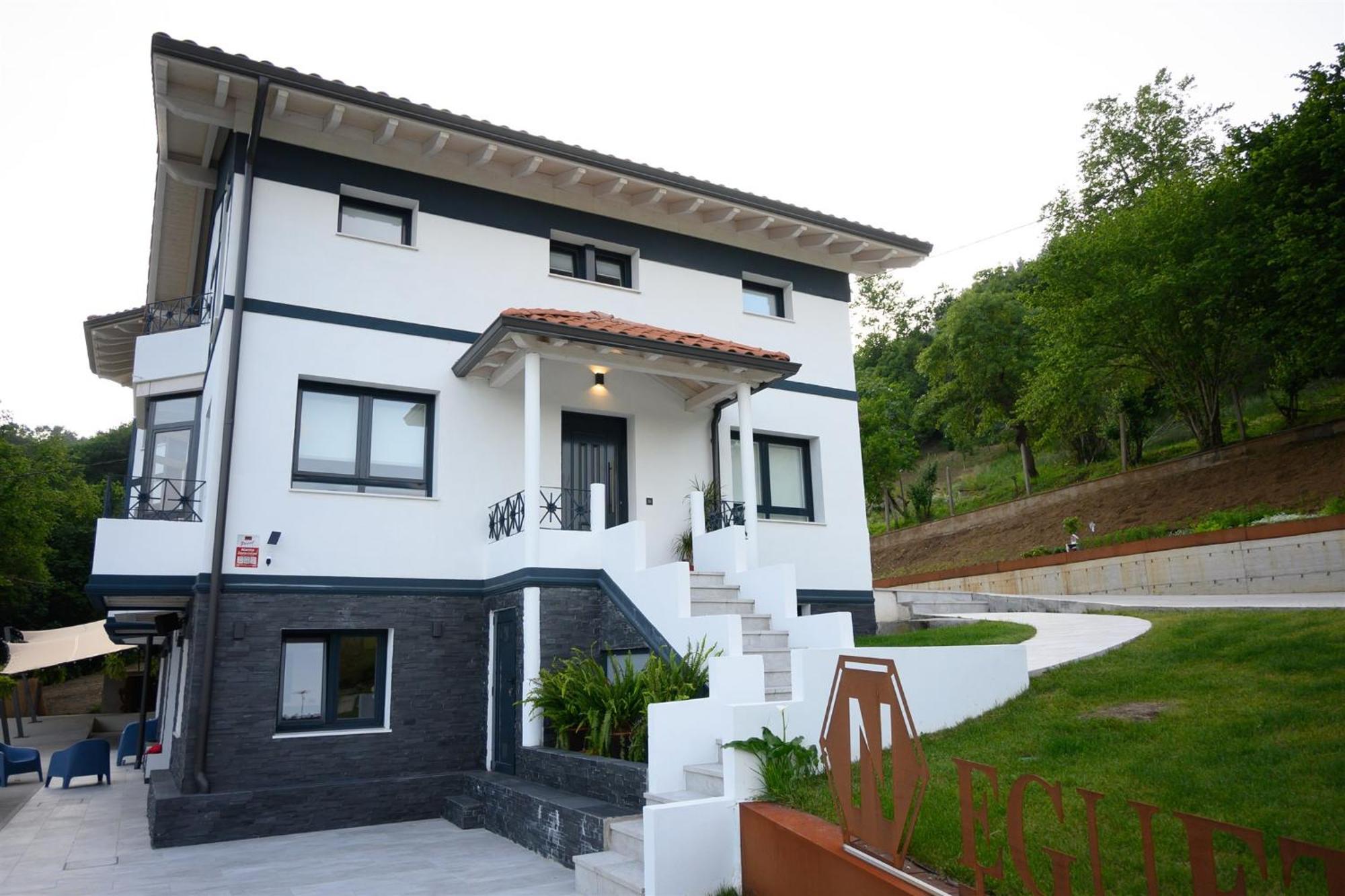 Neguetxea Boutique Guest House Guernica y Luno Exterior photo