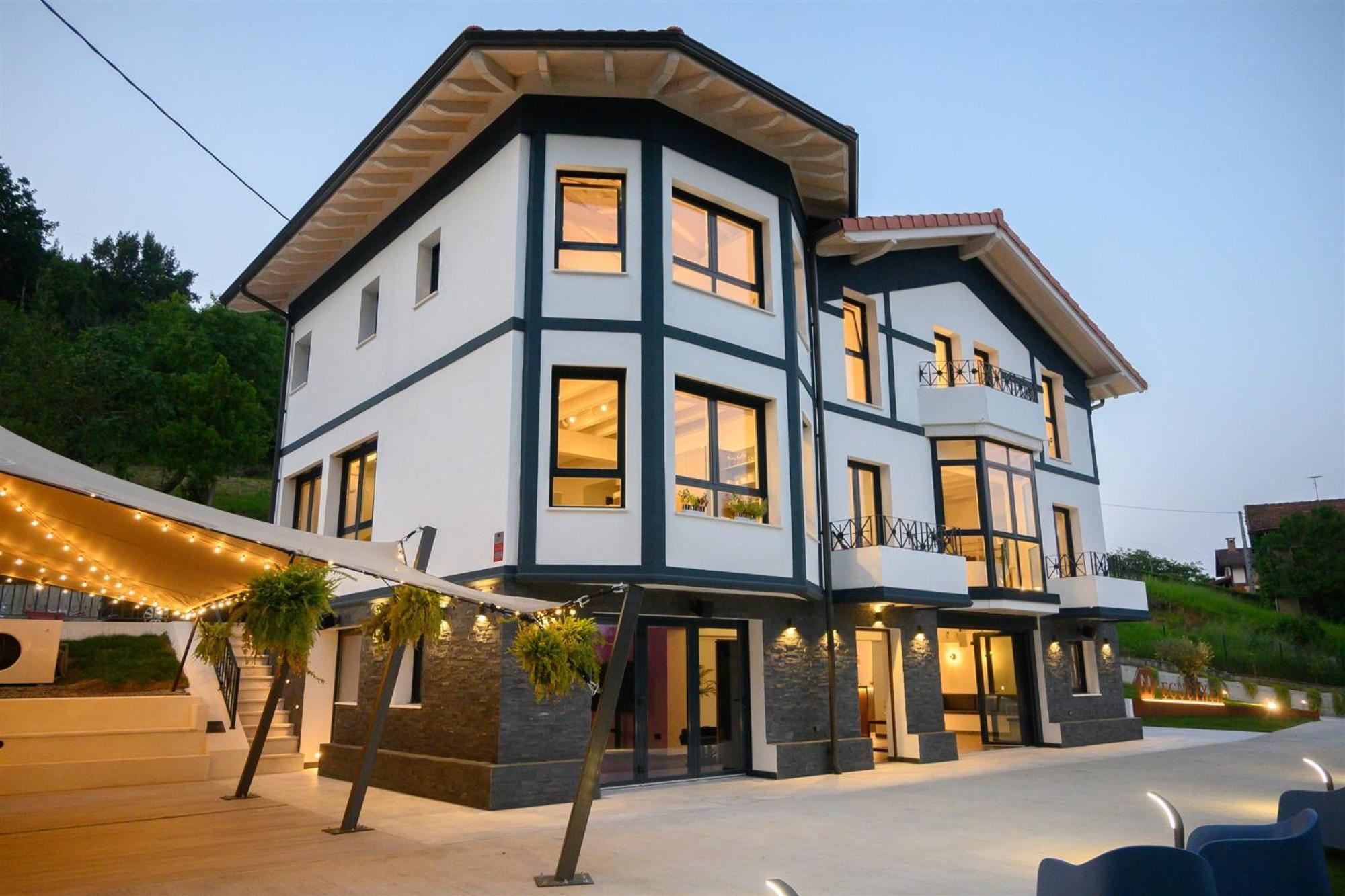 Neguetxea Boutique Guest House Guernica y Luno Exterior photo